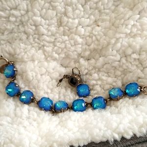 Vintage bracelet and earrings.